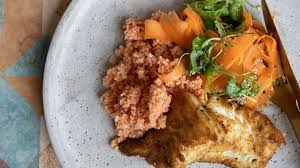 Citronkylling med rodfrugter og salvie, der er bare skal have lov at putre færdig i ovnen mens duften breder sig i hele huset Fa Opskriften Pa Marokkansk Torsk Med Tomatcouscous Og Gulerods Sesamsalat Opskrift Opskrifter Torsk Gulerod