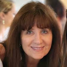 Absolutely love getting *aligned* with my roommates. Who's in for the walk  EOD?