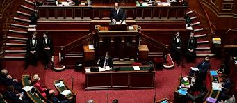 Jane rosenstein is a u.s. Sortie De L Etat D Urgence Et Pass Sanitaire Le Senat Vote Un Texte Largement Modifie Le Point