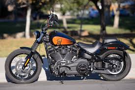 Get the classic look of spoked wheels, chopped fenders and floorboards on the softail slim®. 2021 Harley Davidson Street Bob 114 Review 11 Fast Facts