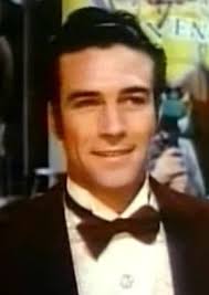 Bruce Cowling's Instagram, Twitter & Facebook