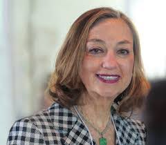 Diane Taub's Instagram, Twitter & Facebook