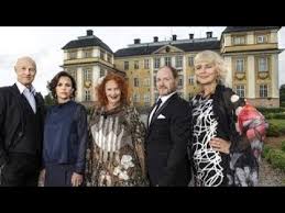 I stjärnorna på slottet får fem kända svenskar bo ihop under fem dagar på ett slott. Stjarnorna Pa Slottet 2015 2016 Avsnitt 3 Amanda Ooms Youtube