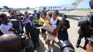 Über 7 millionen englischsprachige bücher. World No 1 Naomi Osaka Connects With Her Haitian Roots Miami Herald