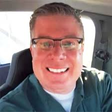 Fugitive fraudster caught 'living high