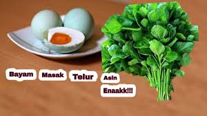 Rajang bawang putih dan bawang merah, lalu tumis hingga harum. Resep Sayur Bayam Telor Asin Simple Enaakk Sehat Dan Berkhasiat Henwin Cooking Youtube