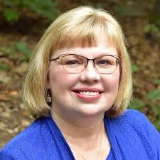 Cindy Fortune's Instagram, Twitter & Facebook