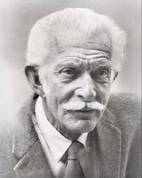 Alan Napier Almost Didn't Play 'Batman's' Iconic Butler: A Shocking  Birthday Memory