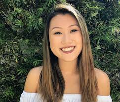 Julia Hong's Instagram, Twitter & Facebook