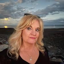 Empathy and contributions in a residential treatment program for women