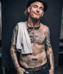 She didn't exactly encourage the slipknot frontman to return to the studio with his side. Corey Taylor 2021 Girlfriend Net Worth Tattoos Smoking Body Facts Taddlr