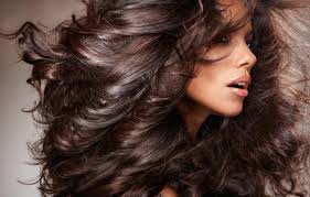 صبغة شعر بنى غامق مايل للأسواد تعرفي عليها Femnastic Com