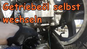 Manchmal ist es dann aber schon zu spät und mechanische schäden am fahrzeug sind eingetreten. Getriebeol Wechseln Beim Roller Rollerfix Youtube