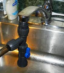 Water changers are designed to hook up to your kitchen faucet or similar water source. How To Change The Water In Your Freshwater Aquarium The Easy Way Pethelpful