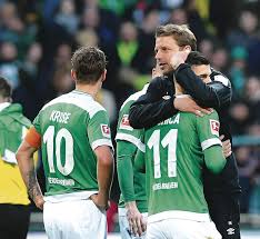 In 2017 werd hij aangesteld als trainer van werder bremen. Bremen Gegen Hoffenheim Gestreicheltes Zwergkaninchen 1899 Nachrichten Rnz