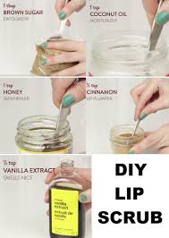 Diy Lip Scrub Brown Sugar Coconut Oil Honey Cinnamon And Vanilla Extract Lip Scrub Diy Lip Scrub Homemade Diy Lips