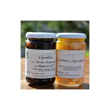 Fate sciogliere i 20 gr di burro in una casseruola, poi mescolatelo con un cucchiaino di zucchero e unite anche un po' d'aceto. Cipolline All Aceto Balsamico Magnaregium It