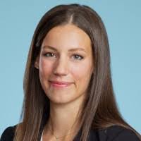 Sarah Goetz's Instagram, Twitter & Facebook