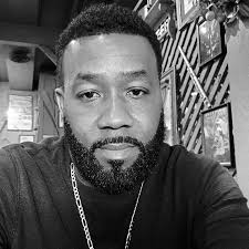 Jadakiss freestyles to "Who Shot Ya?" during #VERZUZ #TrillerVerz "The LOX  vs Dipset" FULL Replay: verzuztv.com