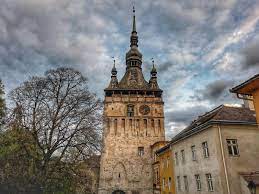 Din pacate vara programul de vizitare este intre 10:00 si 17:00, iarna fiind mai scurt. 6 Obiective Turistice In SighiÈoara Ce Ai De Vizitat In Cetatea MagicÄ Èi PlinÄ De Istorie Antena 1