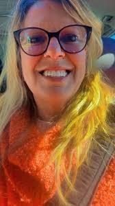 Deborah Downes's Instagram, Twitter & Facebook