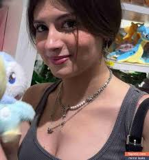 Mahluna - candid exposures