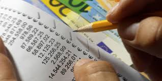 La lotteria degli scontrini rappresenta, seppur in misura inferiore, un incentivo anche per gli sono previsti premi mensili tra 30mila e 100mila euro e un'estrazione annuale di un milione per gli acquisti. Lotteria Degli Scontrini Ecco L Estrazione E I Primi 10 Codici Vincenti Premi Di 100mila Euro Giornale Di Sicilia