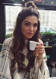 From playing with accessories to ponytails with a twist, keep scrolling for our favorite easy hairstyles for long hair. 30 Luscious Daily Long Hairstyles 2021 Daily Hairstyles For Women Styles Weekly