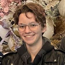 Kelly Abramowitz's Instagram, Twitter & Facebook