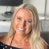 300+ "Larisa _" profiles