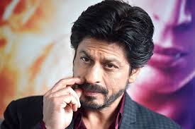 Raees Kohl Beard And Srk Telegraph India Check out the first look of pakistani beauty mahira khan who is making her bollywood debut opposite shah rukh khan in raees. raees kohl beard and srk telegraph india