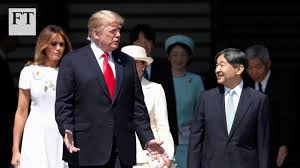 Noul împărat al japoniei este naruhito. Donald Trump Meets Japan S Emperor Naruhito Youtube