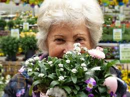 C'est surtout une nouvelle occasion de faire la fête avec vos amis ! Trouver Des Idees Cadeaux A Offrir A Une Femme Fonction De Son Age