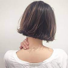 切りっぱなしボブ 首が綺麗に見えて 小顔効果も スタイリングが苦手な方も オシャレになるコツやポイント お教え致します あさボブ 切りっぱなし 束感 ウェット感 ボブ ボブヘア ヘアスタイル ボブ