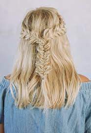 20 Easy Travel Friendly Hairstyles For Long Hair We Think It S A Universal Fact That These 20 Eas Braids For Short Hair Fish Tail Braid Braided Halo Hairstyle