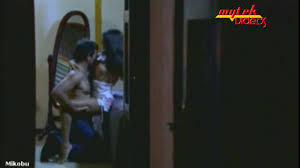 Naked Maya Zapata in Caribe < ANCENSORED