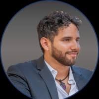 200+ profili według frazy „Roger To”