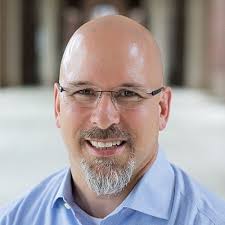 Aaron Sinnott's Instagram, Twitter & Facebook