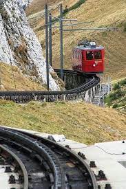 A Spasso Per Monti G Viaggi In Treno Binari Del Treno Viaggi