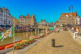 Die breite strandpromenade erstreckt sich über den gesamten seedeich und bietet tolle shops, restaurants und bars für einen einkaufsbummel oder eine kurze verschnaufpause. Belgien Gent Tipps Fur Deinen Nachsten Stadtetrip