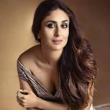 Pin By قصاصة حلم On Kareena The Bebo In 2020 Kareena Kapoor Pics Kareena Kapoor Wedding Indian Actress Hot Pics