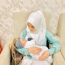 Apa kata semak 100 nama anak lelaki dengan maksud yang indah ini. Macam Pegang Adik Je Elfira Loy Happy Berat Turun 12kg Dalam Sebulan Remaja