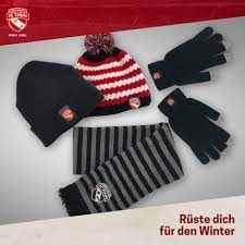 Die fanartikel vom fc thun berner oberland kannst du hier im offiziellen webshop bestellen und bequem zu dir nach hause der fanshop ist jeweils am ersten und dritten mittwochnachmittag im. Fc Thun Jetzt Im Fanshop Und Im Online Shop Mutze Rot Facebook