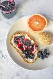 Add the lemon juice and mash the mixture. Mulberry Jam And Other Mulberry Recipes Hilda S Kitchen Blog