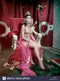 Resultado de imagem para debra paget