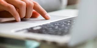 الدراسة بتكون عن طريق النت فلا بد من التخصصات المتاحة + شروط الالتحاق + الشهادات المقبولة والغير مقبولة في جامعة الملك فيصل. Ø¬Ø§Ù…Ø¹Ø© Ø§Ù„Ø¯Ù…Ø§Ù… ØªÙØªØ­ Ø¨Ø§Ø¨ Ø§Ù„ØªÙ‚Ø¯ÙŠÙ… Ø¹Ù„Ù‰ Ø¨Ø±Ù†Ø§Ù…Ø¬ Ø§Ù„ØªØ¹Ù„Ù… Ø¹Ù† Ø¨Ø¹Ø¯ Imam Abdulrahman Bin Faisal University