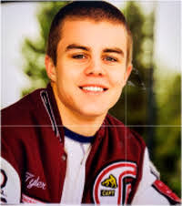 Tyrone Snowden's Instagram, Twitter & Facebook