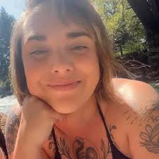 My solo gigs this week! 🎶🎤💃🏻❤️🎄🎅🏼🎁🥳