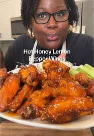 Miriam Lemon's Instagram, Twitter & Facebook