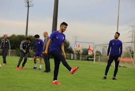 Jun 30, 2021 · أعلن بيتسو موسيماني، المدير الفني للأهلي، قائمة الفريق الأول لكرة القدم، استعدادًا لمواجهة بيراميدز ضمن منافسات الدوري المصري. Ø­Ù…Ø¯ÙŠ ÙØªØ­ÙŠ ØªÙˆÙ‚ÙŠØª Ù…Ø¹Ø³ÙƒØ± Ø¥Ø³Ø¨Ø§Ù†ÙŠØ§ Ù…Ø«Ø§Ù„ÙŠ Ù„Ù„Ø£Ù‡Ù„ÙŠ Ù‚Ø¨Ù„ Ù…Ø¨Ø§Ø±Ø§ØªÙŠ Ø§Ù„Ù…Ù‚Ø§ÙˆÙ„ÙˆÙ† ÙˆØ§Ù„Ø²Ù…Ø§Ù„Ùƒ Ù‚Ù†Ø§Ø© ØµØ¯Ù‰ Ø§Ù„Ø¨Ù„Ø¯